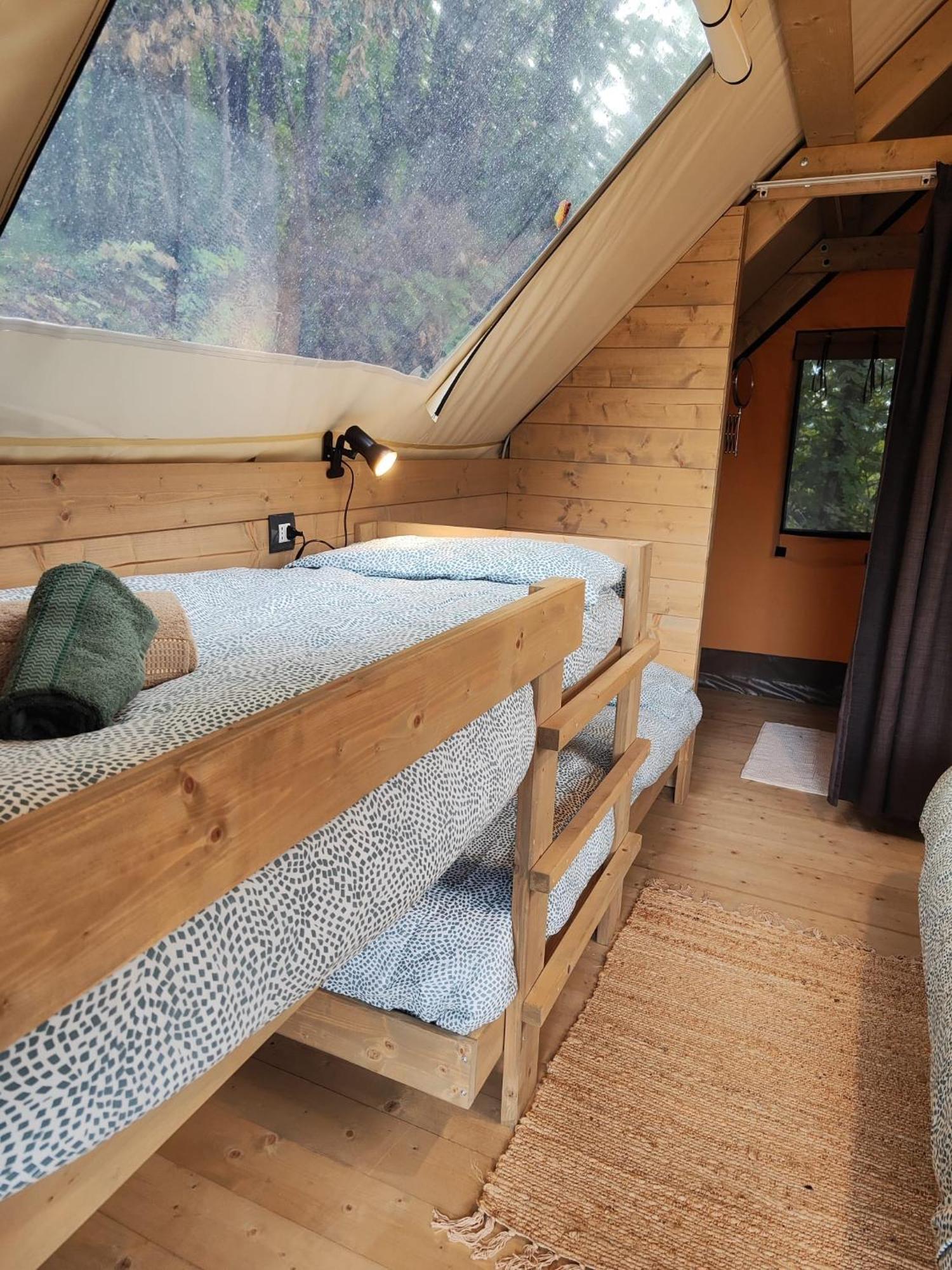 Lieve Agriglamping Experience Luxe tent Albosaggia