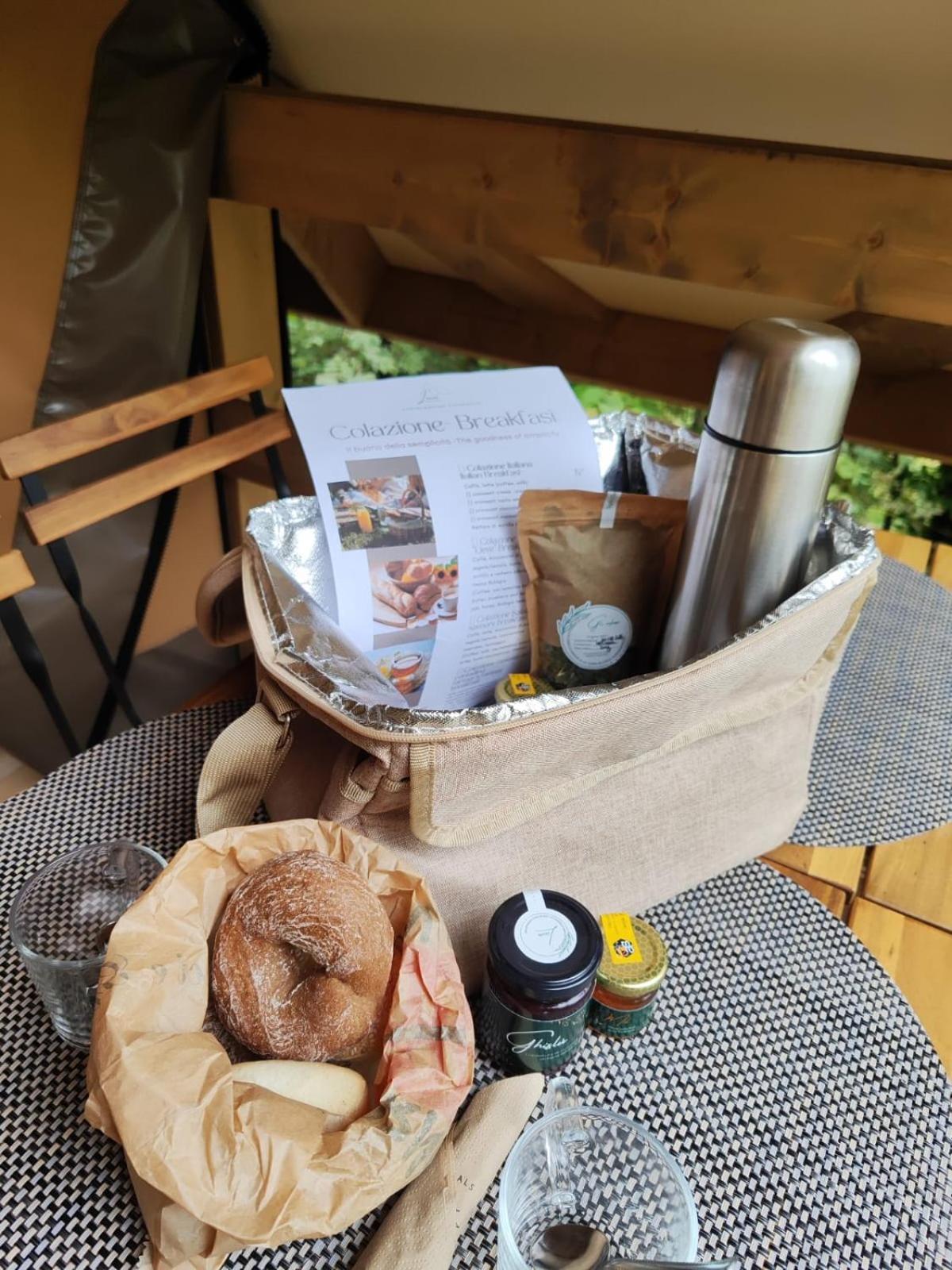 Lieve Agriglamping Experience Luxe tent Albosaggia