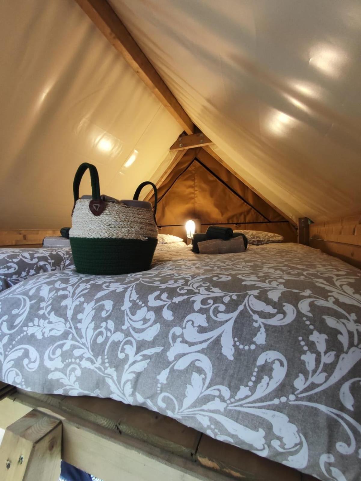 Lieve Agriglamping Experience Luxe tent Albosaggia